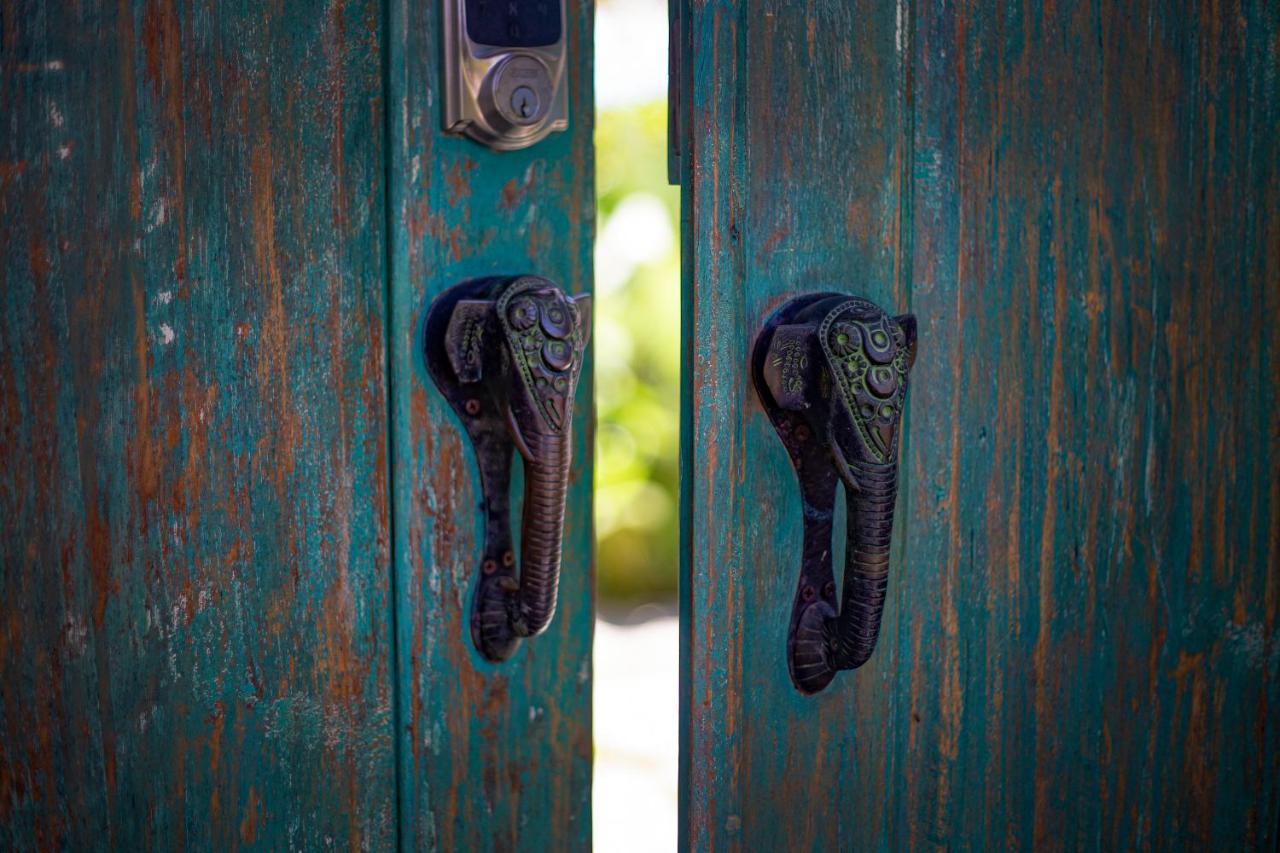 Wake In Paradise And Luxury Lebah Villas Ubud Exterior foto